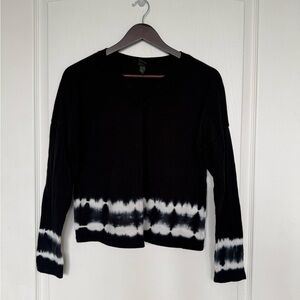 Black and White Tie-Dye Women's Top